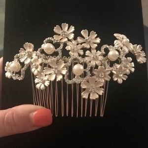 Ivory Bridal Hair Comb with Crystals & Pearls